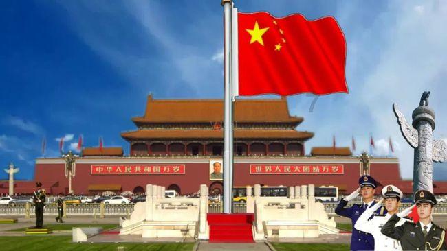 夏日时尚的爱丽